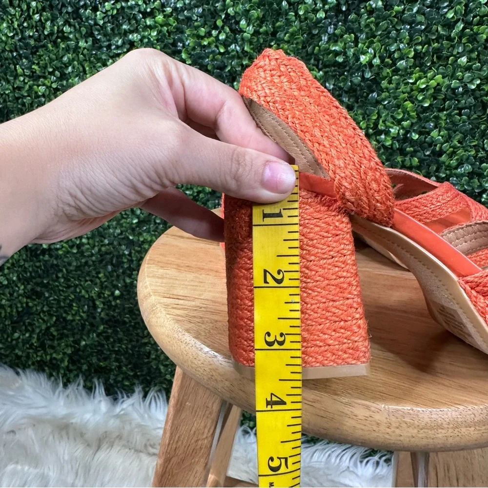 New in box‎ Crown Vintage Dylann Sandal in Mandarin Orange